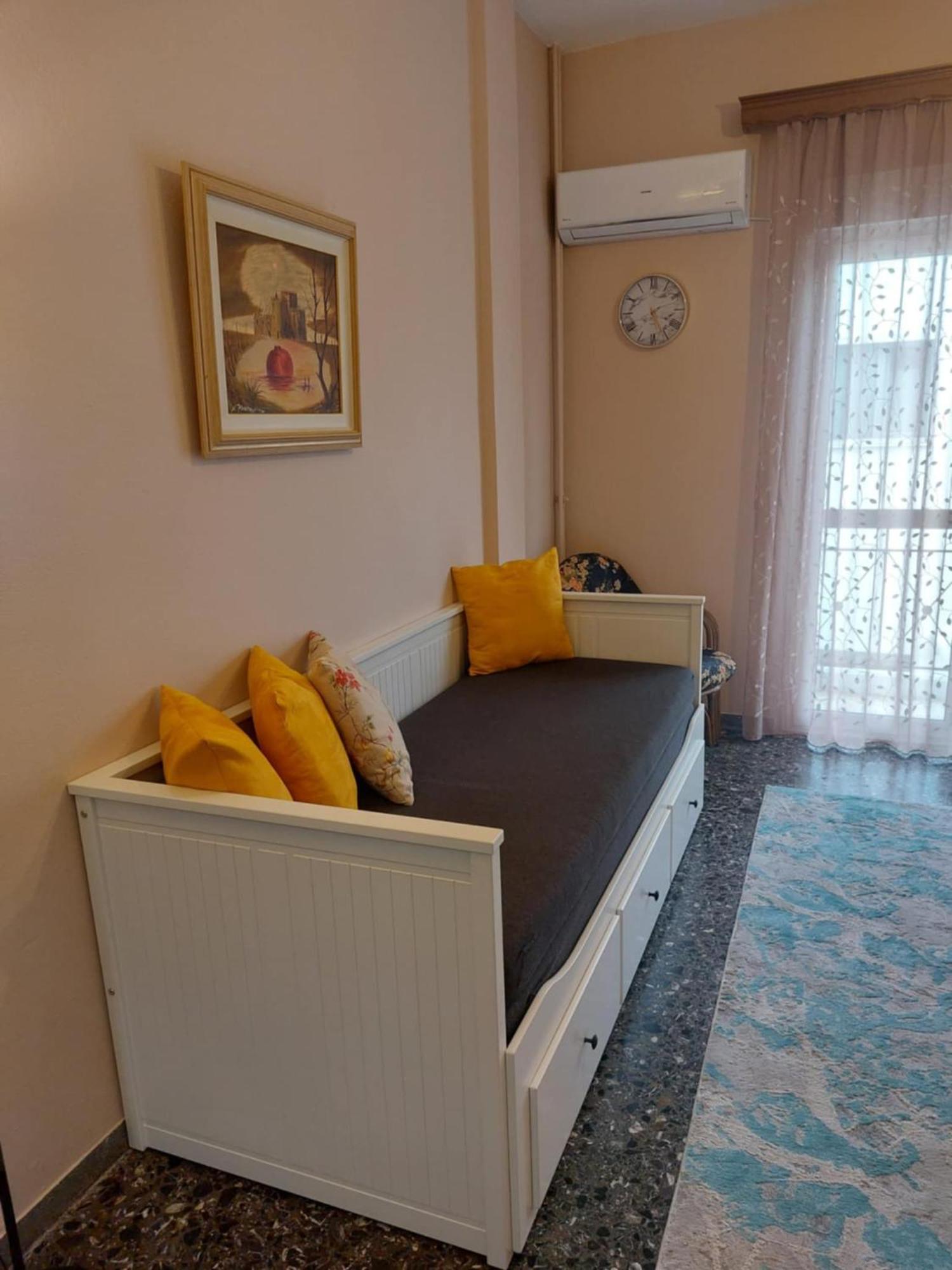 Crystal Home Near Airport Artemida  Esterno foto